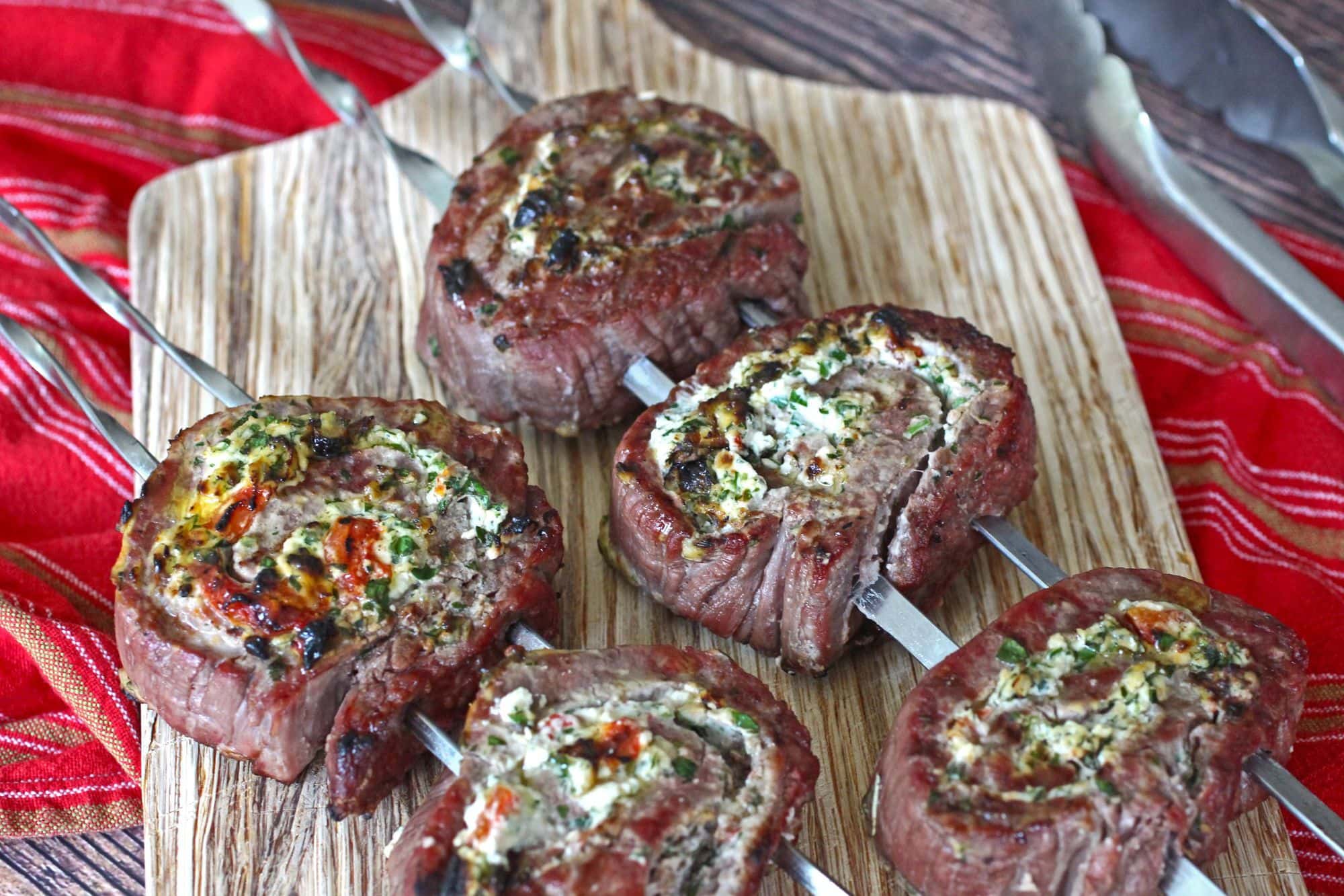 Steak pinwheels or meat lollipops 🍭. These were delicious 🤤 Full rec, steak pinwheels